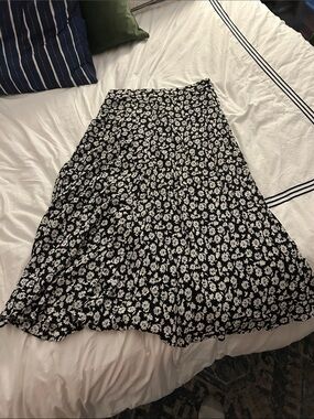 Black and White Floral Zara Maxi Skirt